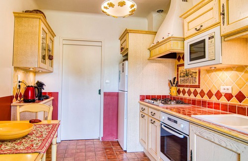 Carces Casa | Le Clos des Oliviers by Interhome