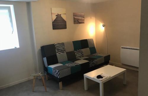 Brive-la-Gaillarde Apartamento | Le Clos Doménat 1