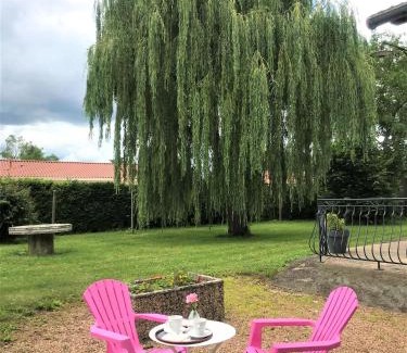 Maringues Cama Y Desayuno | Le Clos Fleuri - Maison Vigier