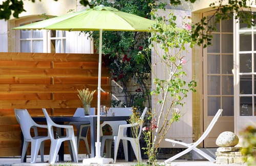 Saint-Vincent-de-Cosse Apartamento | Le Clos des Rives by Interhome