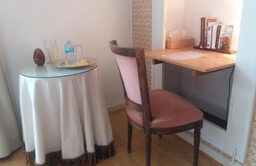 Brenod Cama Y Desayuno | Le Clos Marie
