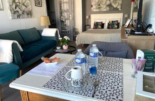 Chartres Apartamento | Le Clos Pichot - Studio avec balcon, parking privé - 5mn Gare
