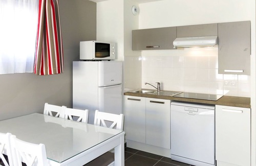 Chinon Apartamento | Le Clos Saint Michel by Interhome