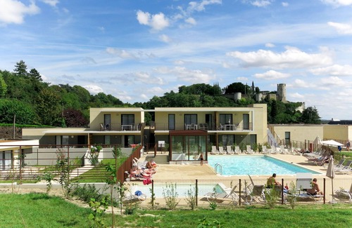 Chinon Apartamento | Le Clos Saint Michel by Interhome