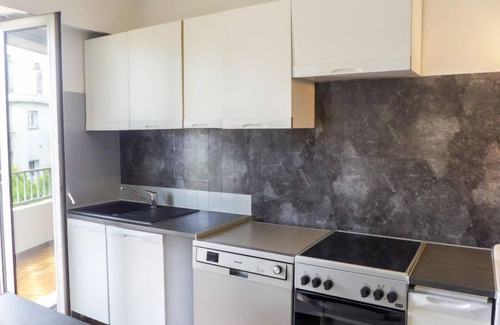 Le Piol Apartamento | Le Clos tranquille by Interhome