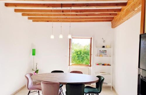 Clesse Casa | Le Clos Violet Clessé Holiday Home For 6