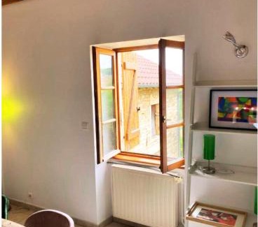 Clesse Casa | Le Clos Violet Clessé Holiday Home For 6