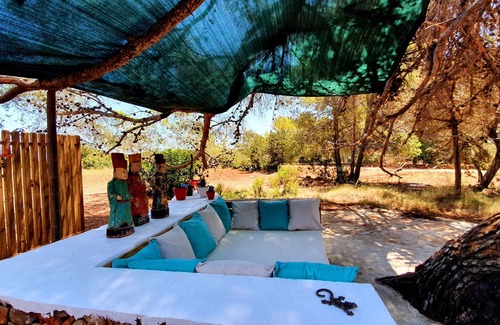 Santa Eulalia del Río Casa | Casa de piedra en el bosque a 1,5km de Cala Pada con wifi fibra óptica gratis