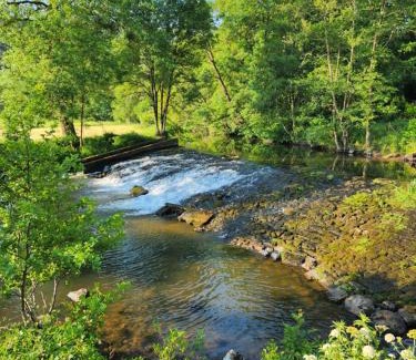 Pont-Bellanger Casa | le cocon d'amour " le moulin Michel avec jaccuzi pour 12 personnes"
