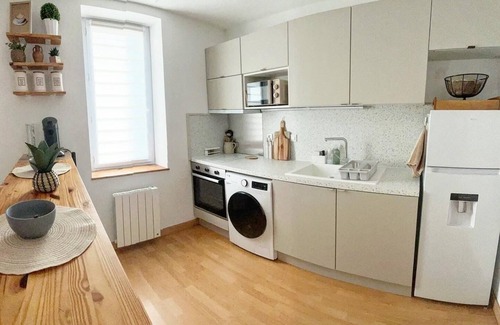 Dompierre-sur-Besbre Apartamento | Le Cocon de Kenna 6km du PAL 3 beds 2 bedrooms