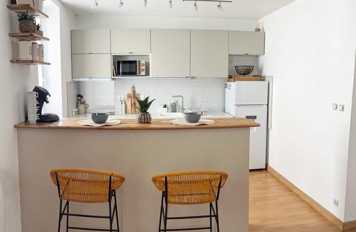 Dompierre-sur-Besbre Apartamento | Le Cocon de Kenna 6km du PAL 3 beds 2 bedrooms