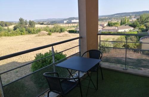 Carcassonne Apartamento | Le cocon de Marie,piscine, balcon, parking gratuit, baignoire