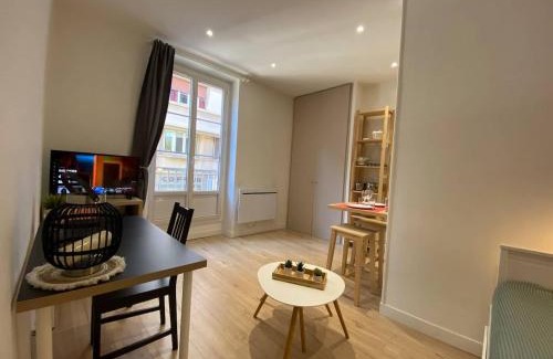 Quartier Hyper-Centre Apartamento | Le Cocon, Hyper-centre, Climatisation, Trams