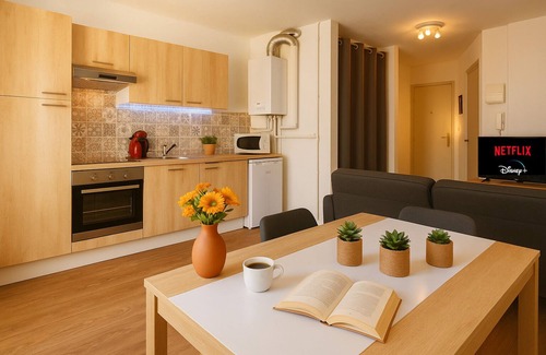 Cret de Roc Apartamento | LE COCON - Ideal for Families & Professionals - Fiber + Netflix - Chateaucreux train station