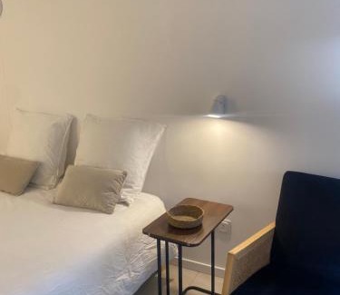 Bois-le-Roi Apartamento | Le Cocon - proche gare avec jardinet - 2 adultes et 1 bébé