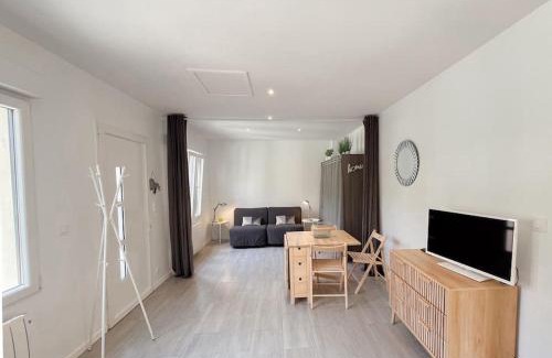 Le Plateau Casa | Le cocon, studio de 30m2 avec jardin et parking privatifs près de paris et Disney