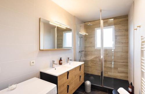 Cleunay Apartamento | Le Cocon Voltaire - Appartement 2 chambres avec parking - Mabilais