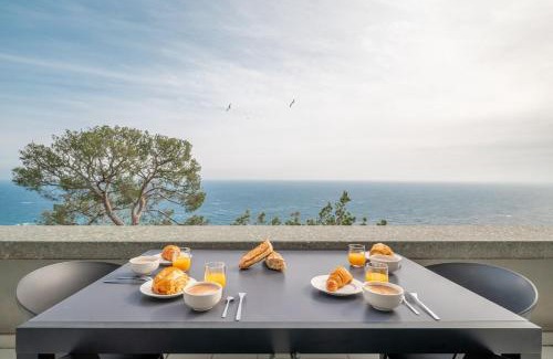 Cap d'Ail Apartamento | Le COQ -Splendide vue -magnifique piscine -Parking