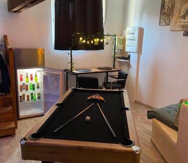 Cuvilly Apartamento | Le Cosily jacuzzi et sauna privatif