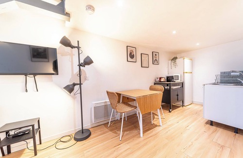 6th Arrondissement Apartamento | Le Cosmo - Cosy appart 2 pers-Brotteaux-Métro B