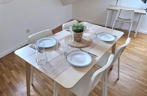 Les Perroquets Apartamento | Le Cosy à Quatre *Gare*Wifi*Paris*Disney*