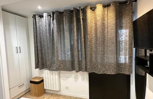 Jouars-Pontchartrain Apartamento | Le cosy de Nilisiga - Jouars Pontchartrain
