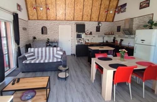 Carcassonne Casa | Le Cosy Occitan villa chaleureuse indépendante baignoire terrasse jardin