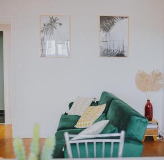 Faubourg-Raines Apartamento | Le Côte Ouest - 2 Bedroom Apartment with Garage