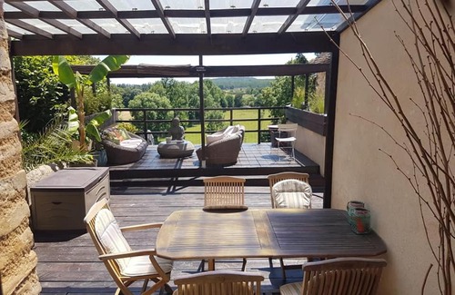 Beaumont-sur-Sarthe Cama Y Desayuno | Le Cottage Belmontais, maison individuelle, vue panoramique sur la rivière