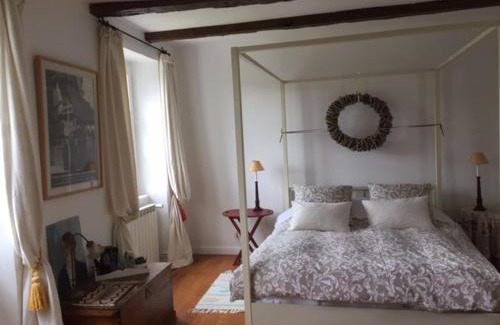 Saint-Just-sur-Viaur Cama Y Desayuno | Le Couvent