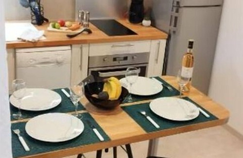 Route d'Arles Apartamento | LE COZY Pretty F2 near train station, Arena with private terrace