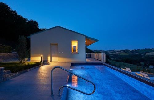 Arcevia Apartamento | Le Cune, Apt La Terrazza - AC, Pool & Jacuzzi
