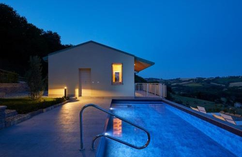 Arcevia Apartamento | Le Cune, Apt Olivaia - AC, Pool & Jacuzzi
