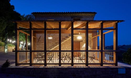 Arcevia Apartamento | Le Cune, Apt Olivaia - AC, Pool & Jacuzzi