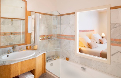 Cote d'Azur- French Riviera Hotel | Le Domaine De l'Astragale