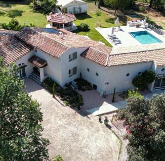 Brignoles Villa | Le Domaine de l'Olivier, 20pers, piscine, sauna