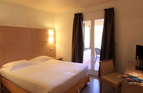Serriera Hotel | Le Domaine de l'Oriu