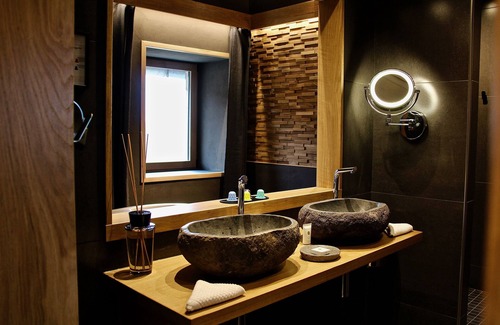 Jouey Hotel | Le Domaine des Prés Verts & Spa Vinésime