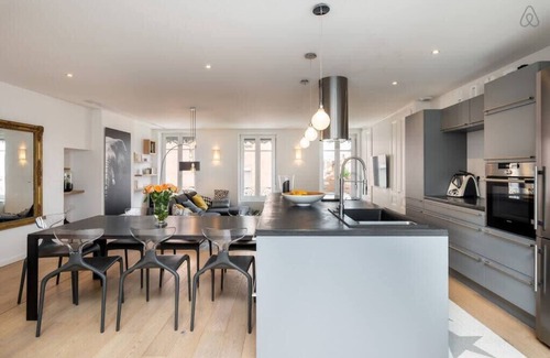 Croix Rousse Apartamento | Le Duplex - Amazing flat overlooking the rooftops of Lyon