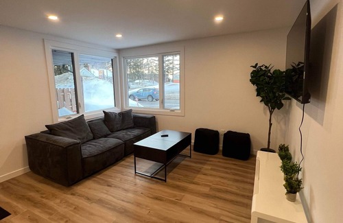 Mauricie Casa | Le Eleven 55 Billard 5 Lits