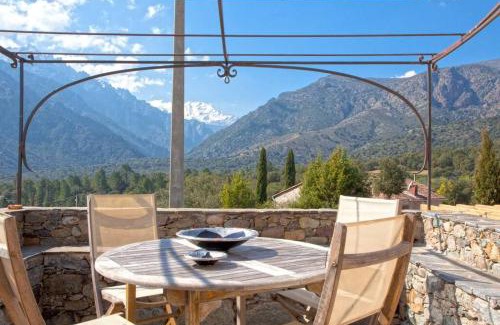 Moltifao Casa | LE ELLA ENTRE MER ET MONTAGNE