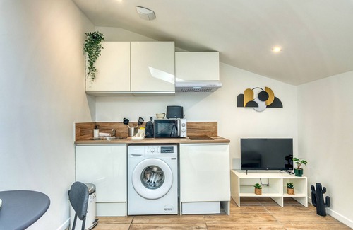 Bussiere - Cadiere Apartamento | Le Factory - Studio contemporain - Proche métro B