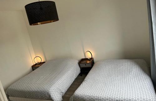 Dieppe Apartamento | Le famillial , 2 chambres, 4 lits double Avec parking PRIVE 1 VOITURE, NETFLIX, DISNEY PLUS DISPONIBLE