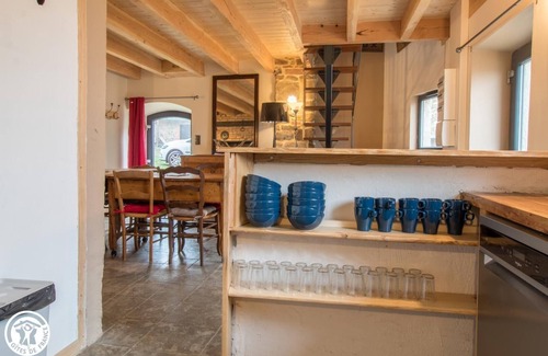 Manglieu Casa | Le Four à Pain - MANGLIEU