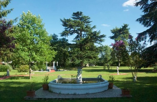 La Rochefoucauld Cama Y Desayuno | Le Clos des Cèdres