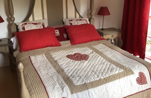 Antraigues-sur-Volane Cama Y Desayuno | Le Boustrophédon