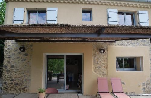 Saint-Etienne-de-Fontbellon Casa | Le Gîte des Missols