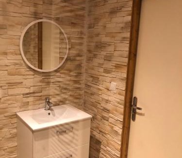Landes-sur-Ajon Apartamento | Le gîte de l'Ajon