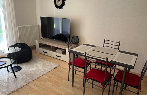 Quartier Saint-Leon Apartamento | Le gîte de Marc - Parking privé gratuit + terrasse