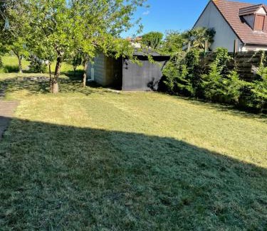 Sully-sur-Loire Casa | Le gîte de Myrlène-30min Parc Fédéral-12min CNPE CAUTION OBLIGATOIRE SWIKLY